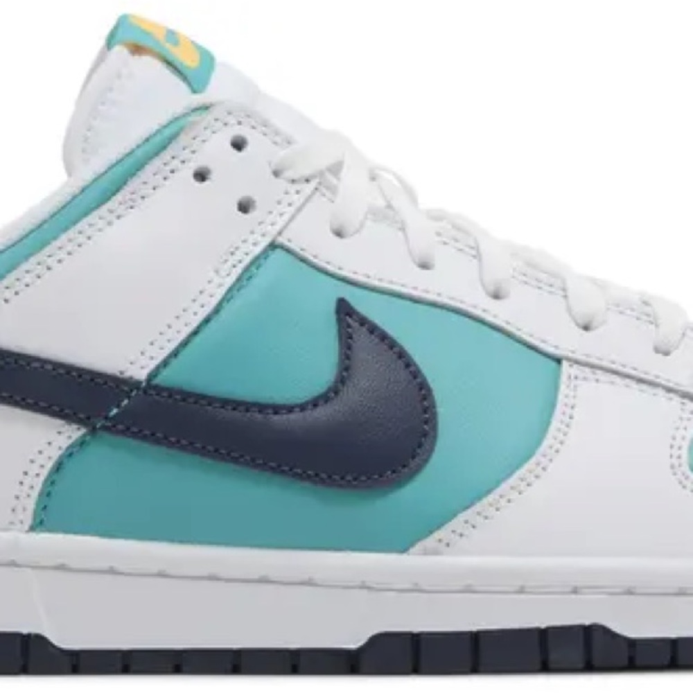 Nike Dunk Low Retro Box in teal, navy, and pink - Picture 7 of 7